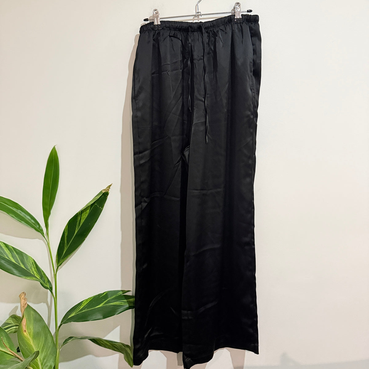 H&H Satin-Look Wide Leg Pants Black Size 12