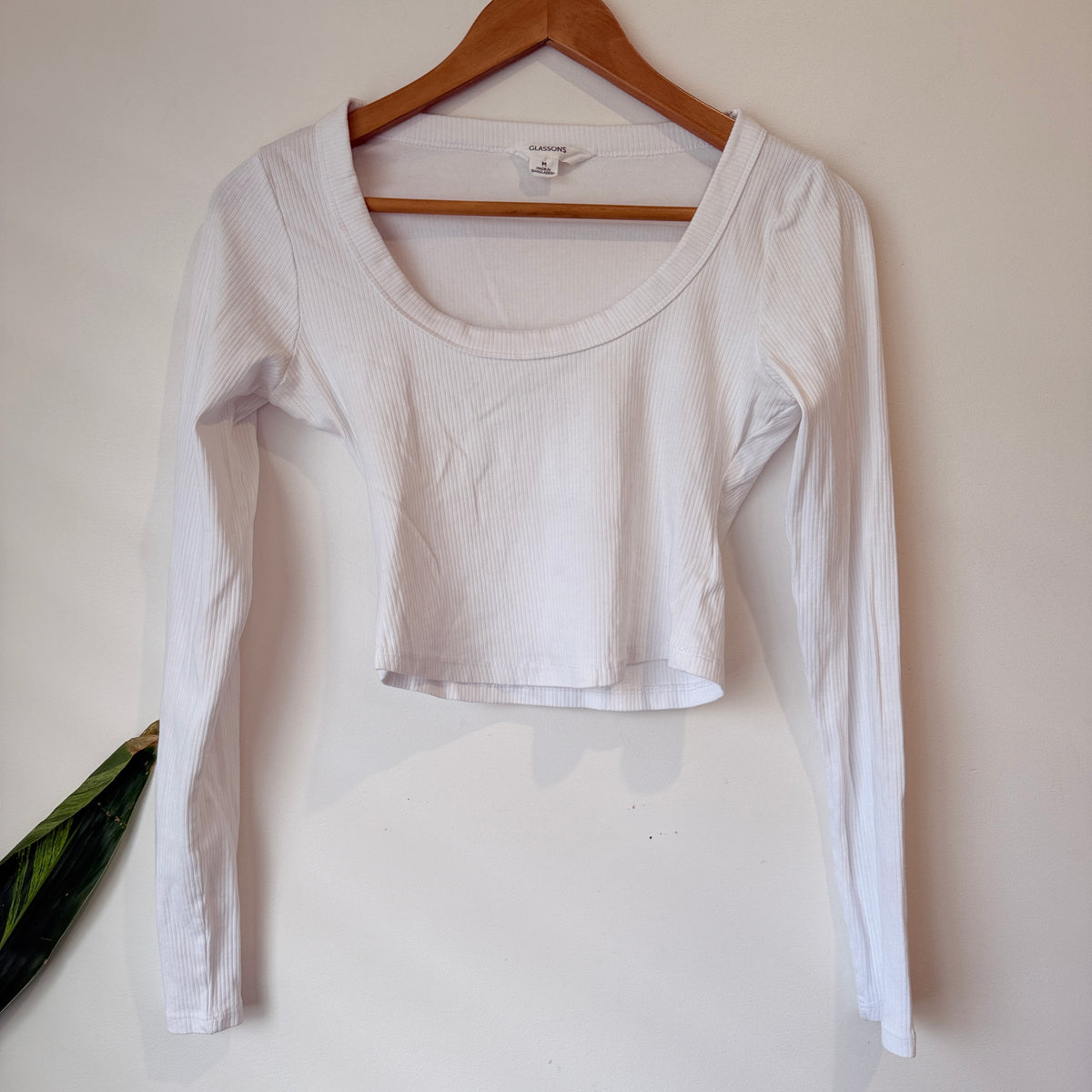 Glassons White Ribbed Long Sleeve Crop Top Size M
