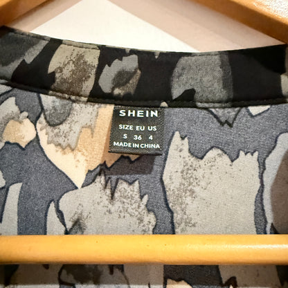 SHEIN Black and Grey Abstract Print Blouse Size S