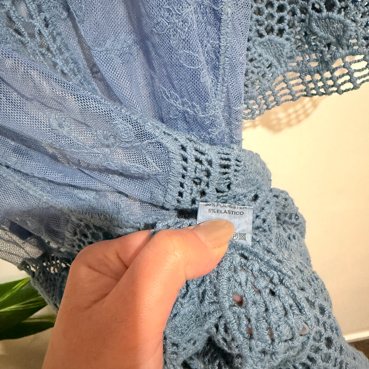 Blue Crochet Lace Tunic Top 57cm u/arm