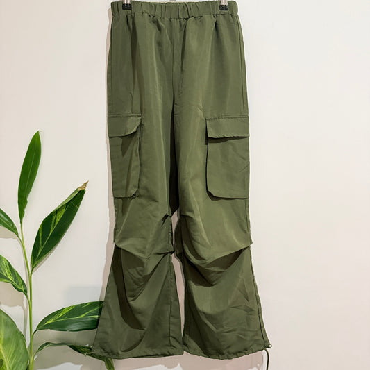 SHEIN Olive Green Cargo Parachute Pants Size S