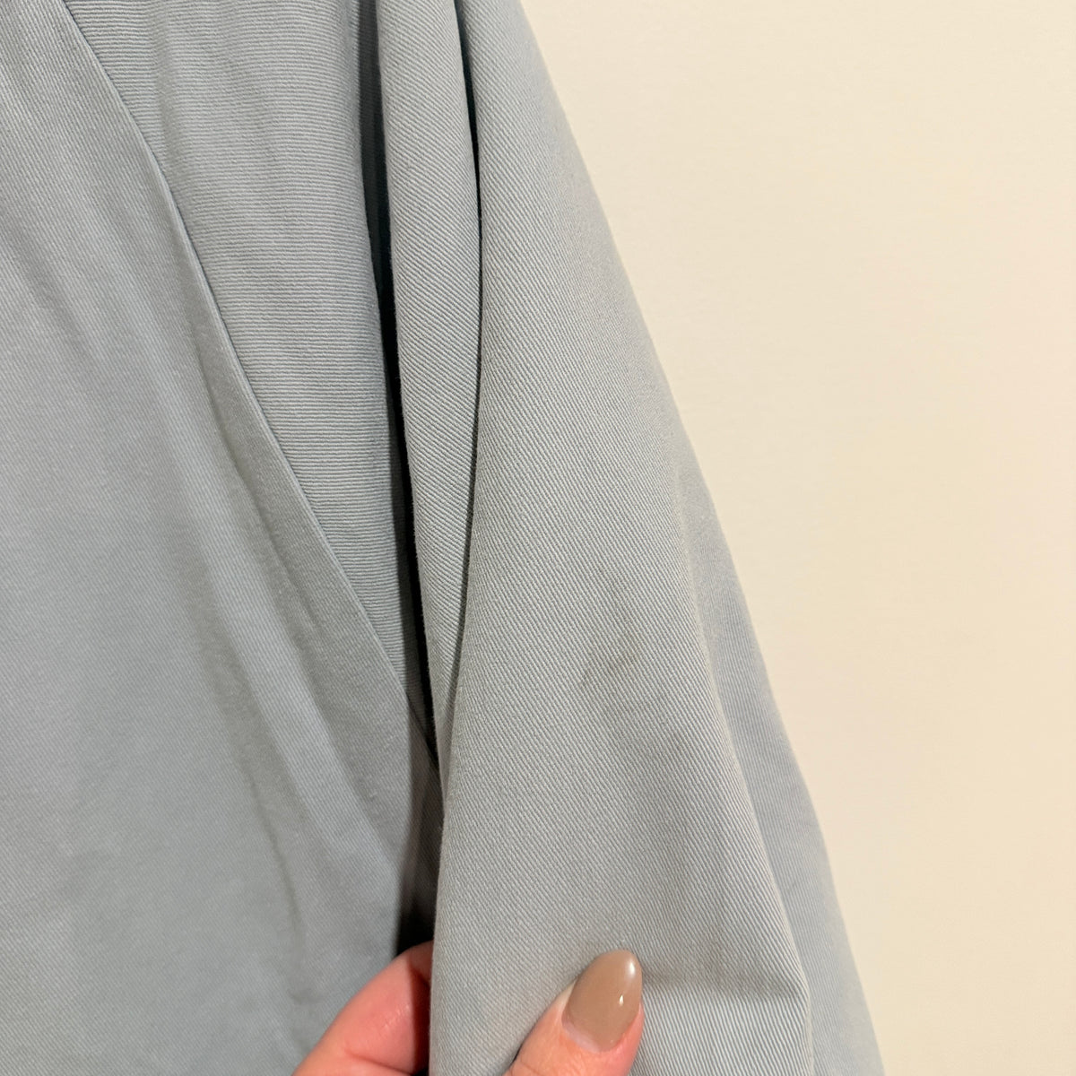 Light Blue Fleece Lined Hooded Heavyweight Jacket - 56cm u/arm