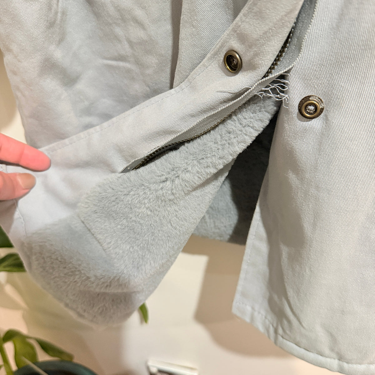 Light Blue Fleece Lined Hooded Heavyweight Jacket - 56cm u/arm