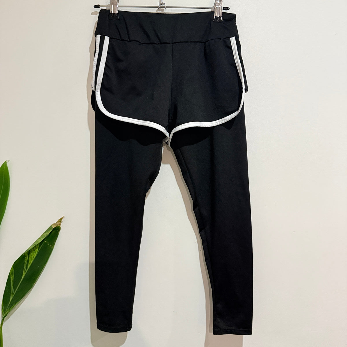Black Activewear Leggings with Shorts Overlay Size 64cm waist