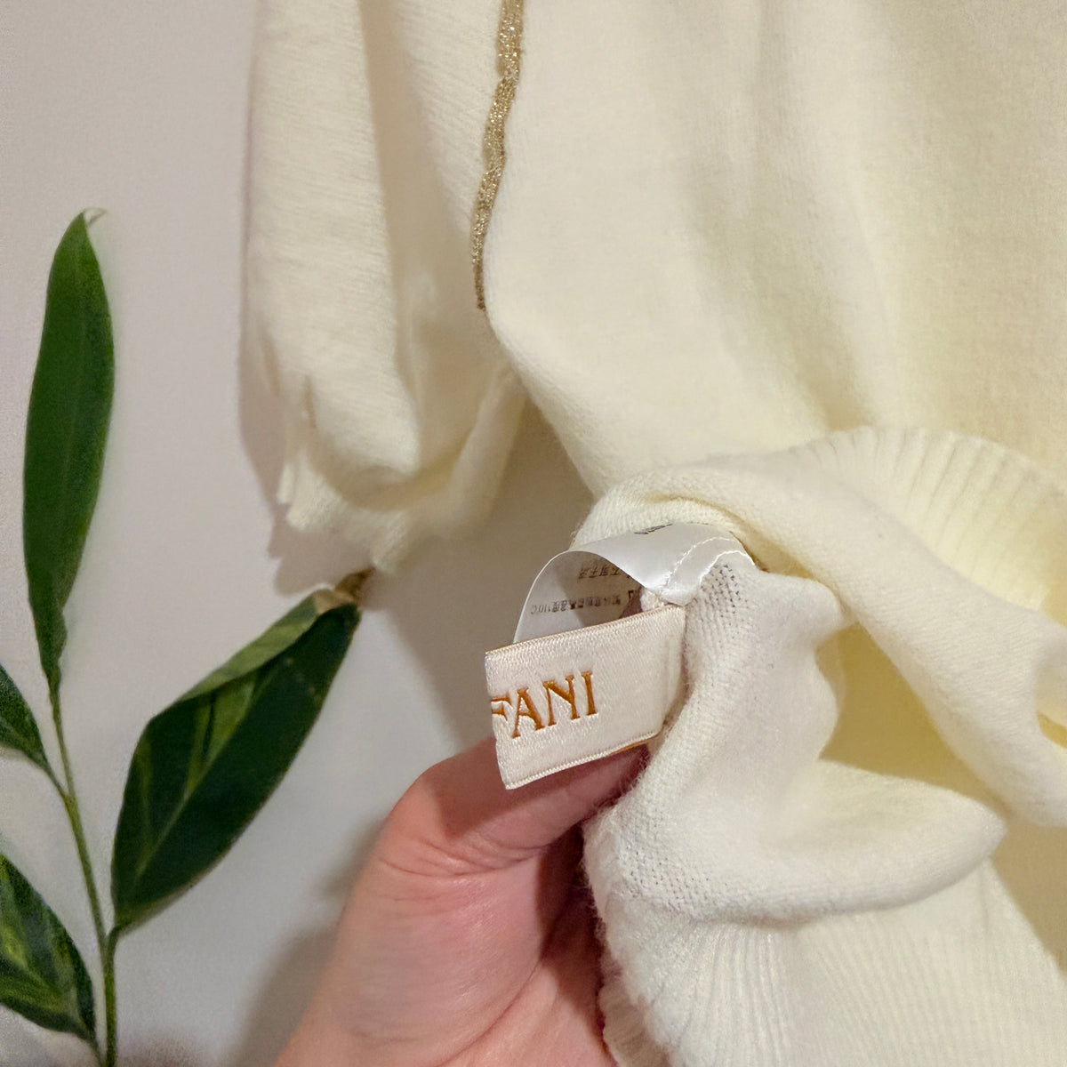 Cream Puff Sleeve Knit Top with Gold Trim - 47cm u/arm