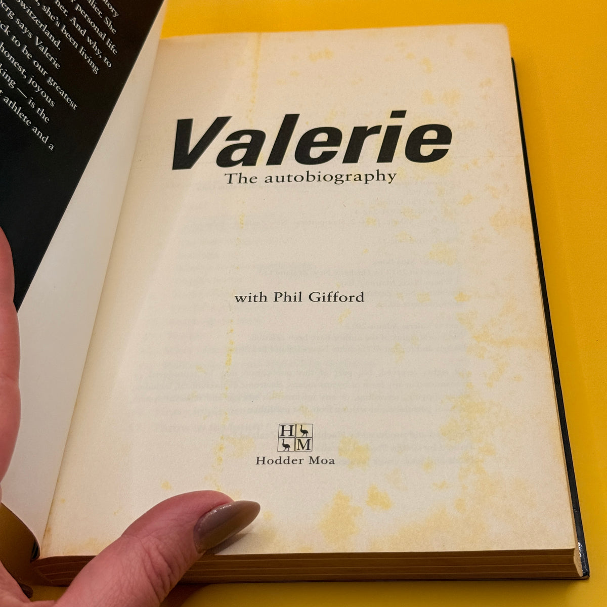 Valerie: The Autobiography by Valerie Adams with Phil Gifford