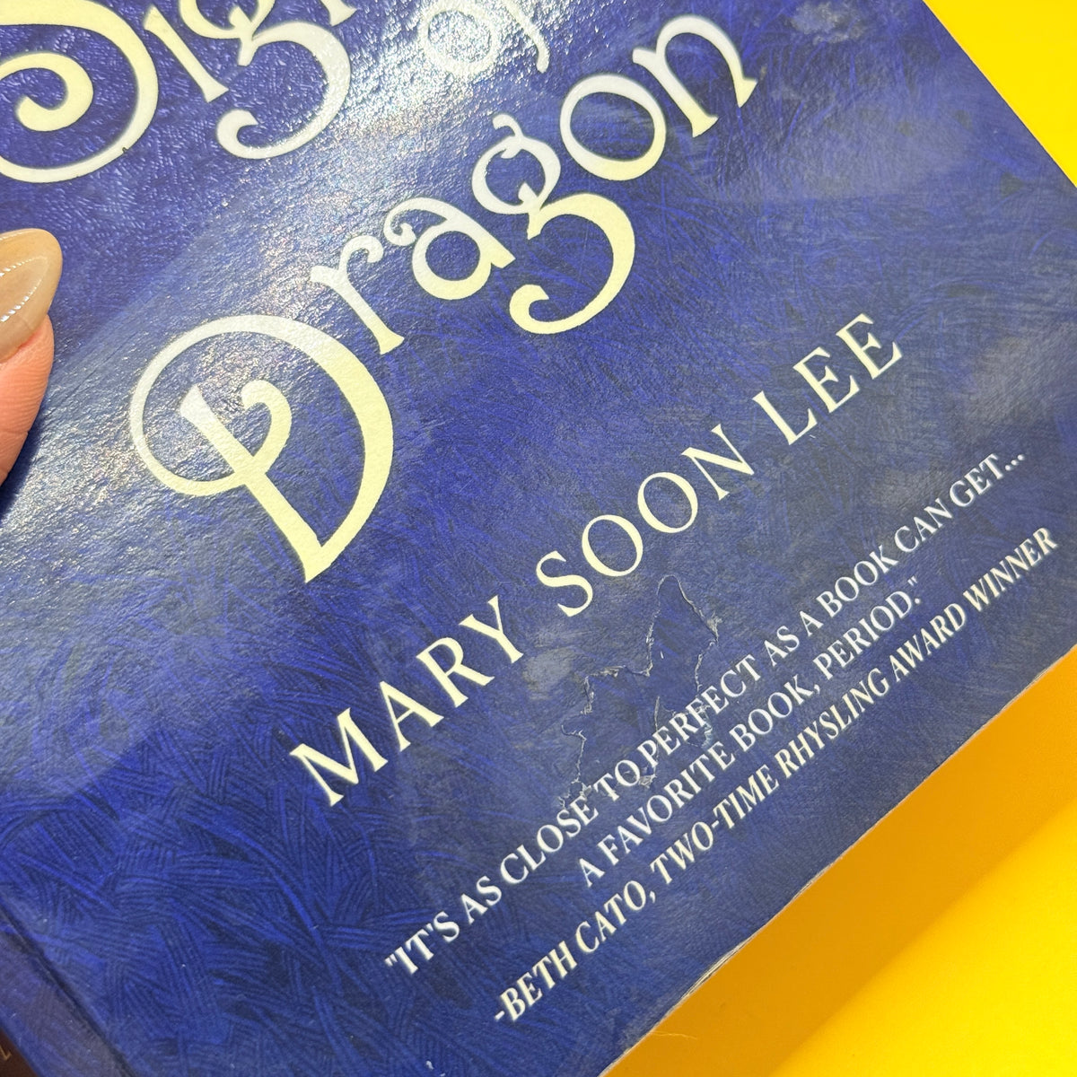 The Sign of the Dragon by Mary Soon Lee