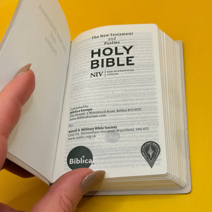 New Testament and Psalms NIV by Biblica