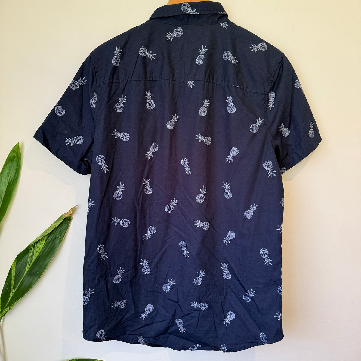 Jay Jays Navy Pineapple Print Short Sleeve Shirt Size M