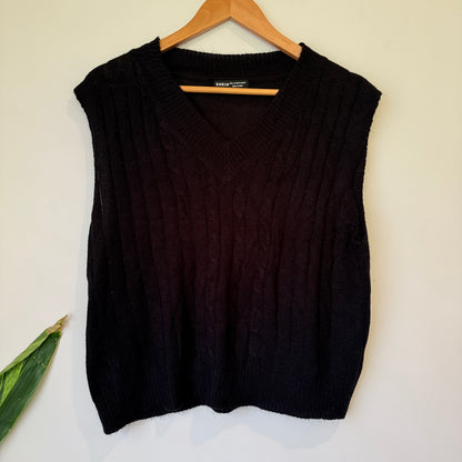 SHEIN Black Cable Knit Vest Size L