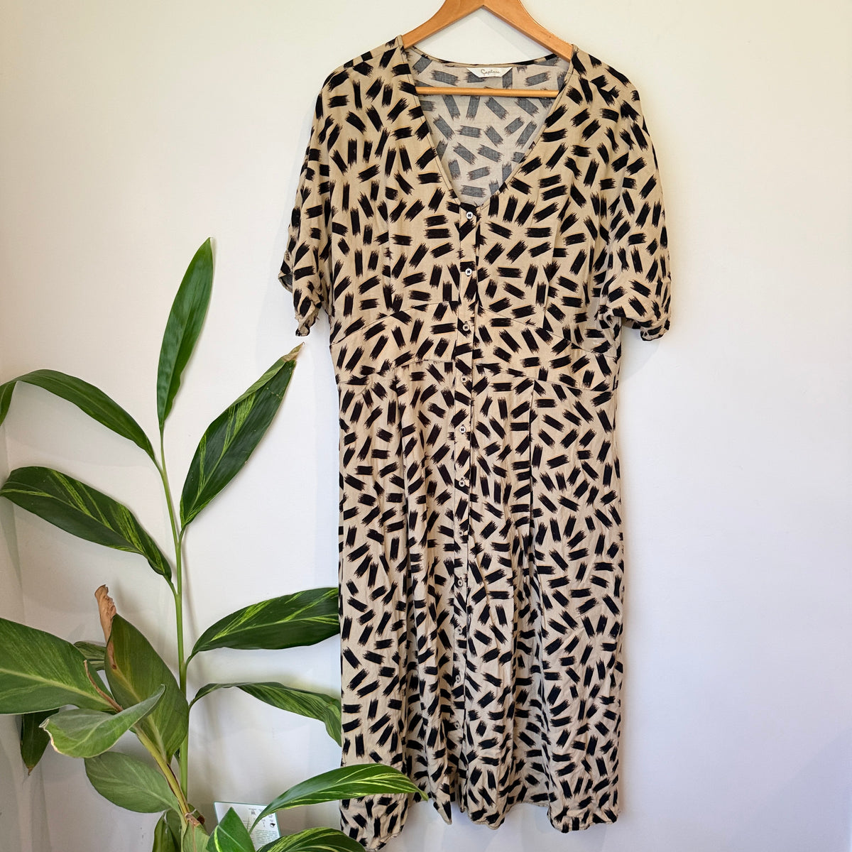Capture Beige and Black Print Midi Dress - 54cm u/arm