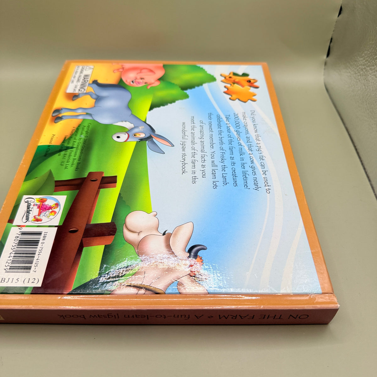 A Fun-to-Learn Jigsaw Book: On the Farm