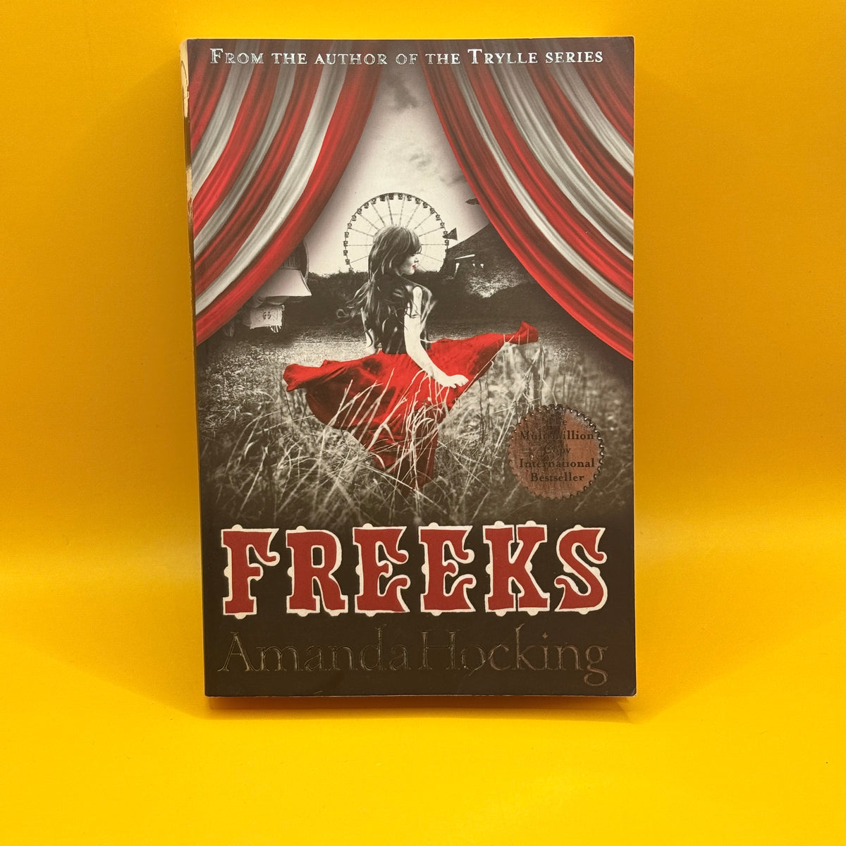 Freeks by Amanda Hocking