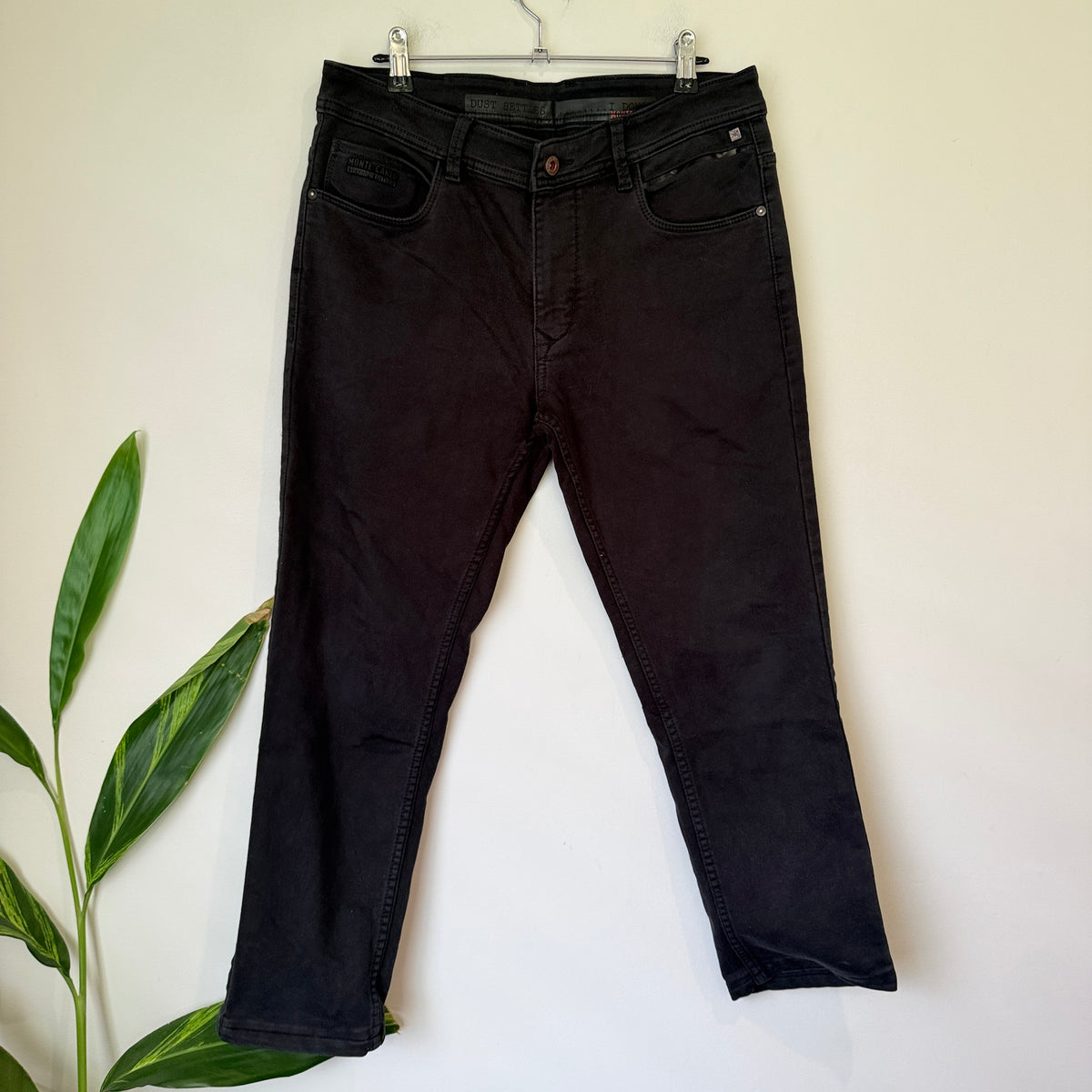 Monte Carlo Jeans Size 34