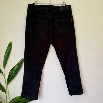 Monte Carlo Jeans Size 34