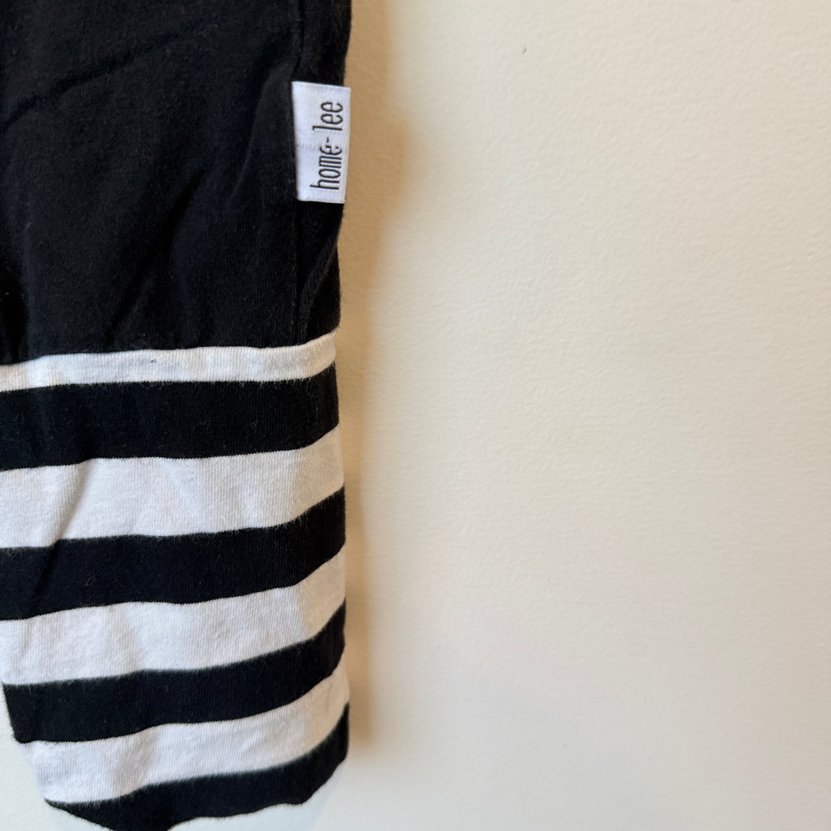 Home-Lee Black Tapered Lounge Pants Size 8
