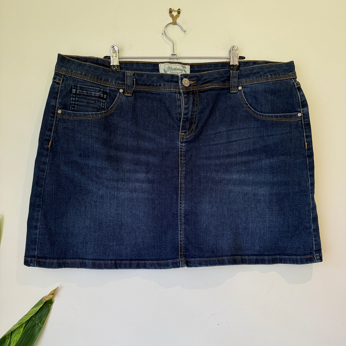Montana Denim Dark Wash Mini Skirt Size 18