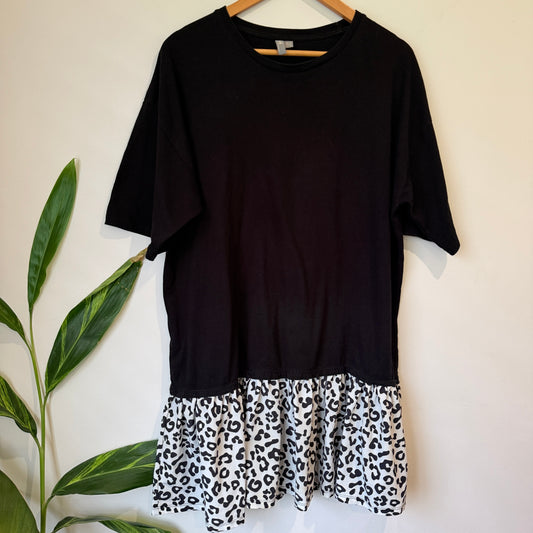 ASOS Black Leopard Ruffle Hem T Shirt Dress Size 14