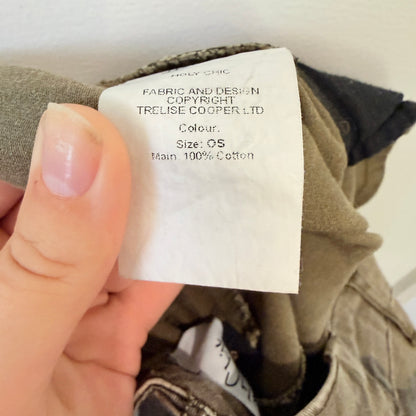 Holy Chic Camo Print Skinny Pants Size 8