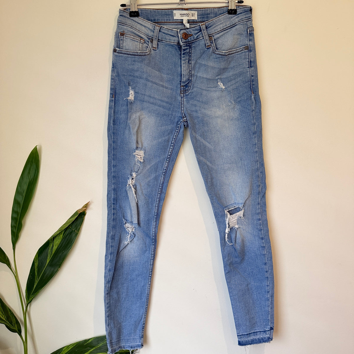 Mango Light Wash Isa Skinny Cropped Jeans Size 8
