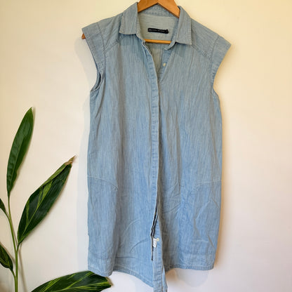 Zara Woman Chambray Sleeveless Shirt Size M