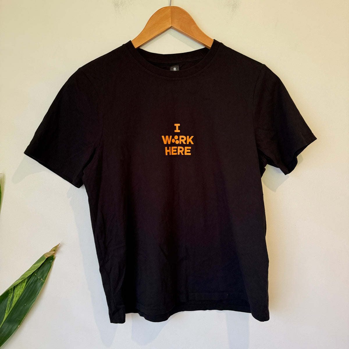 Huffer Black I Work Here Print Tee Size 8