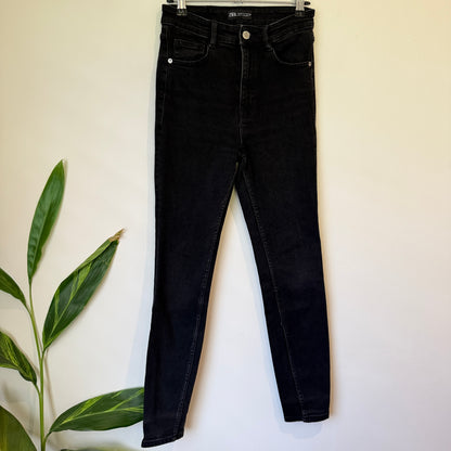 Zara Washed Black Skinny Jeans Size 8