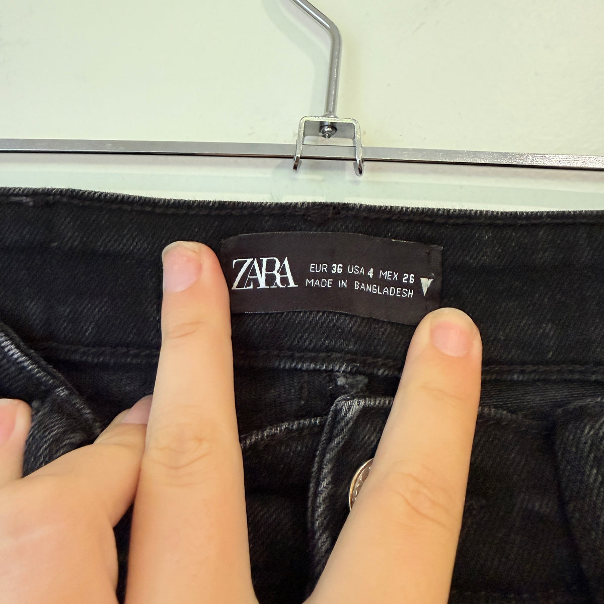 Zara Washed Black Skinny Jeans Size 8