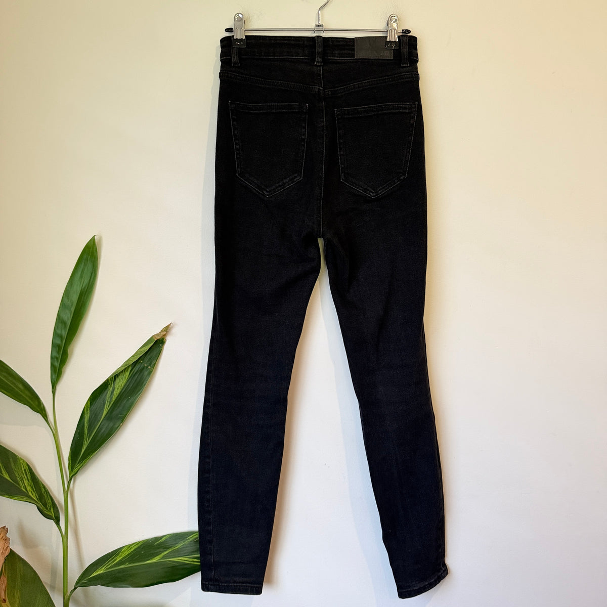 Zara Washed Black Skinny Jeans Size 8