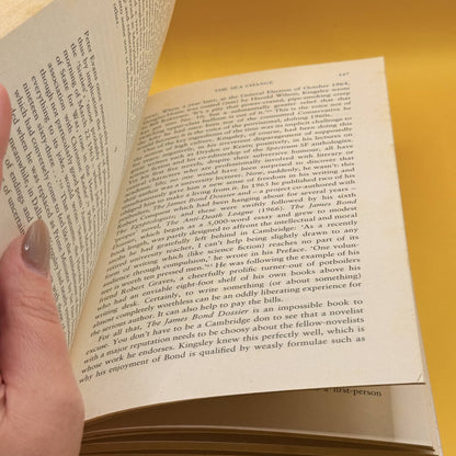 Amis & Son: Two Literary Generations by Neil Powell