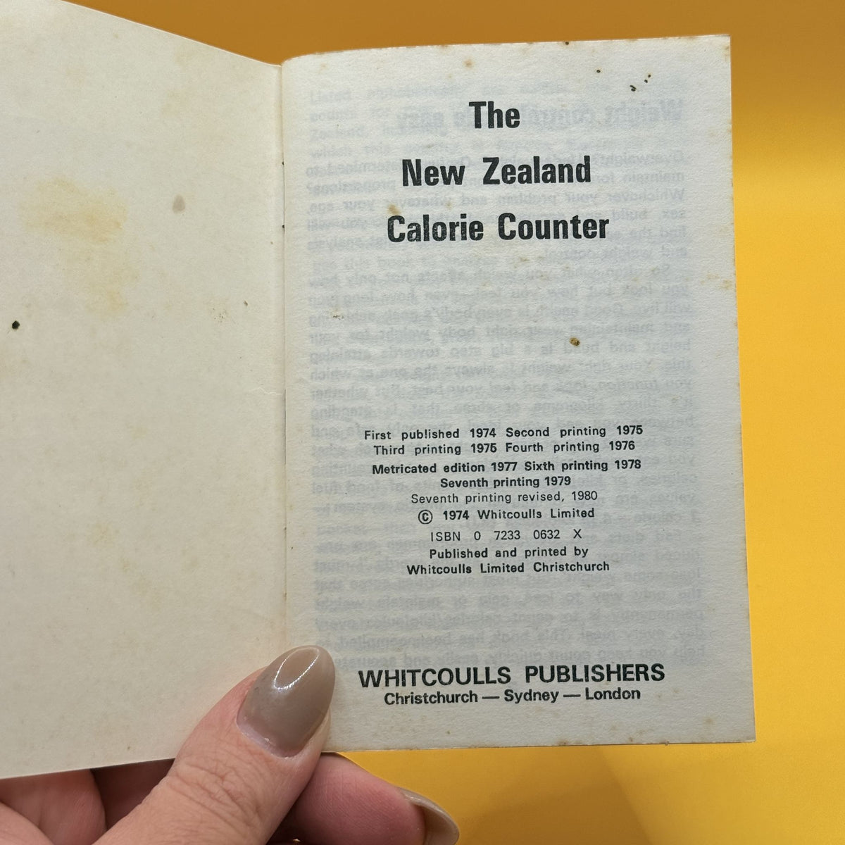 The New Zealand Calorie Counter by Whitcoulls 1980