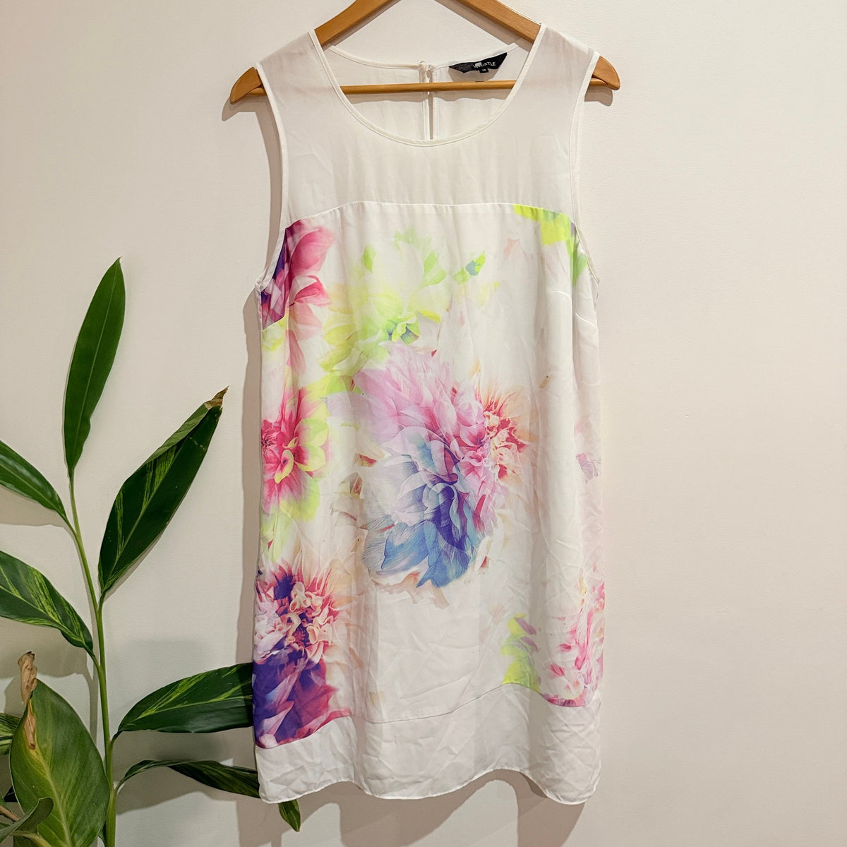Whistle Sleeveless Shift Dress Size 16