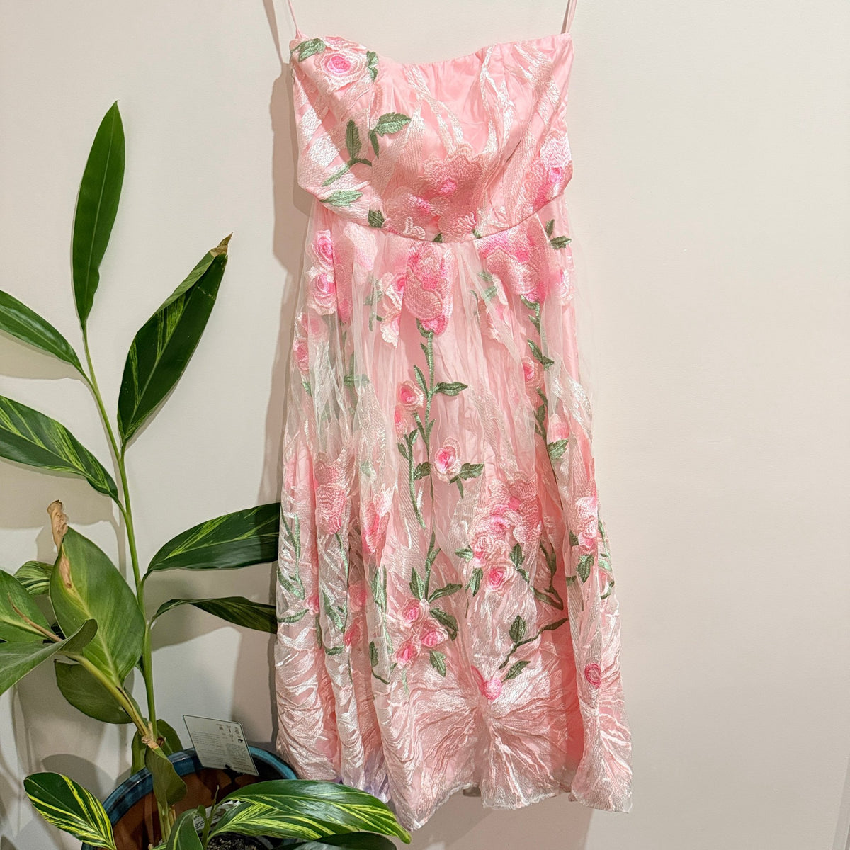 MOTF Pink Floral Embroidered Strapless Mini Dress  | U/Arm to U/Arm 36cm