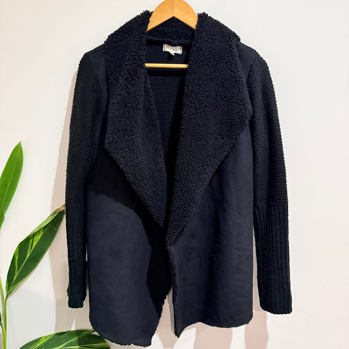 Capture Size L Black Sherpa Collar Waterfall Knit Cardigan