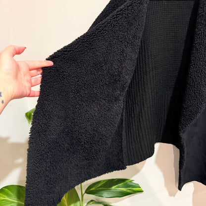 Capture Size L Black Sherpa Collar Waterfall Knit Cardigan