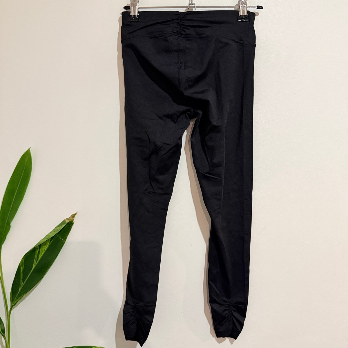 Calvin Klein Performance Black Ruched Cuff Leggings Size S