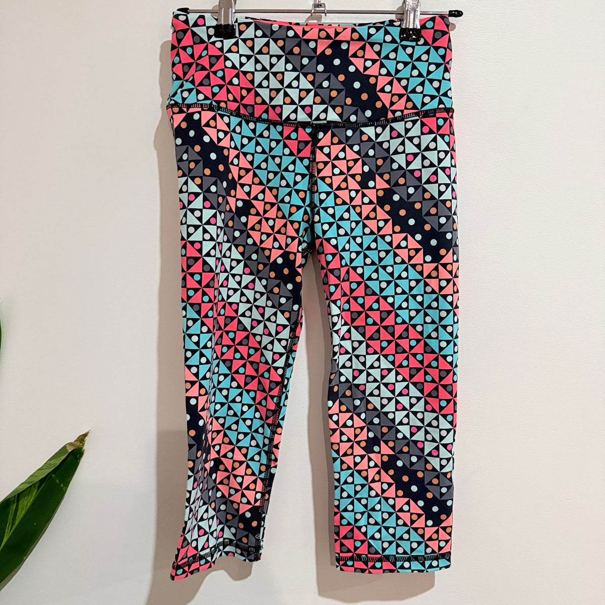 Victoria's Secret VSX Sport Geometric Print Crop Leggings XS