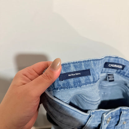 Calvin Klein Jeans Light Wash Mid Rise Skinny Jeans Size W29 L30 | Waist 68cm