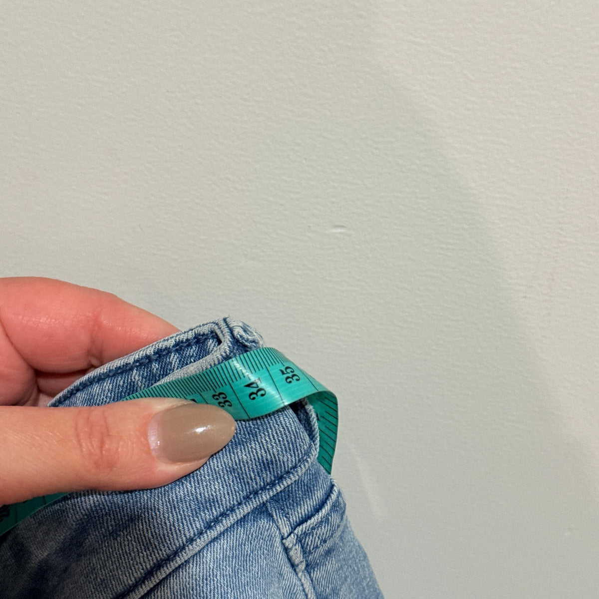 Calvin Klein Jeans Light Wash Mid Rise Skinny Jeans Size W29 L30 | Waist 68cm