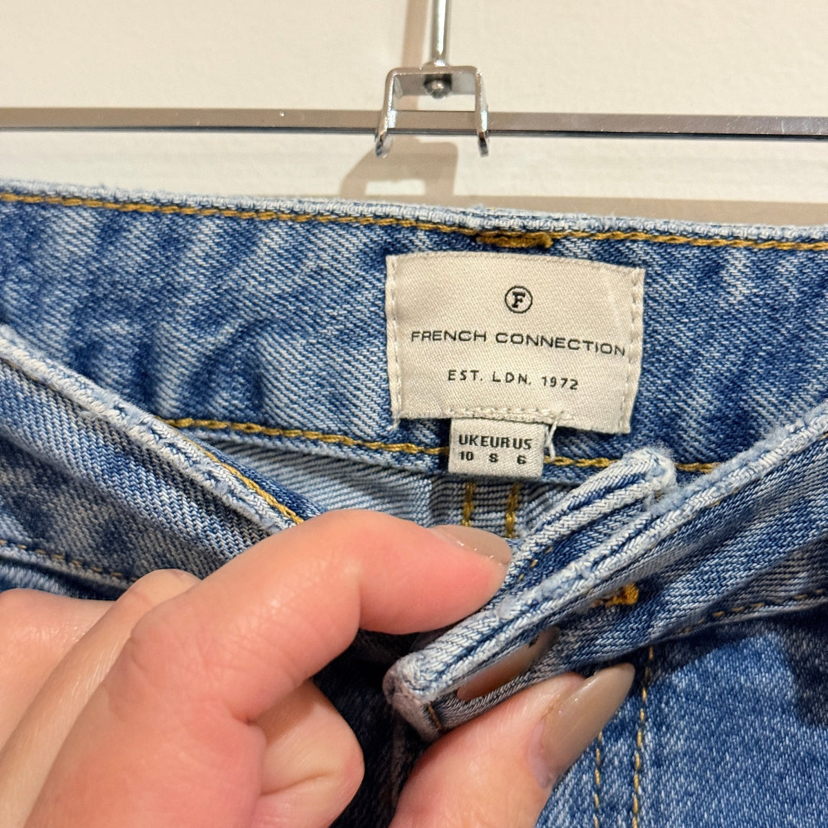French Connection Light Wash Raw Hem Straight Leg Jeans Size 10