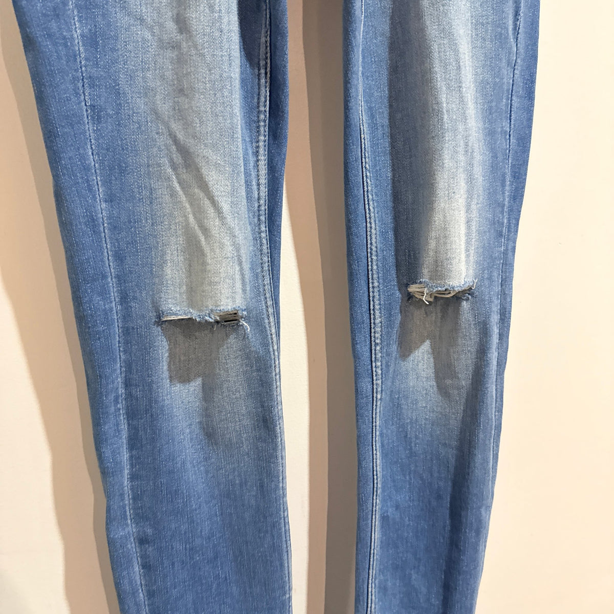 ONLY Blue Ripped Knee Zip Ankle Skinny Jeans Size 27/32 | Waist 70cm