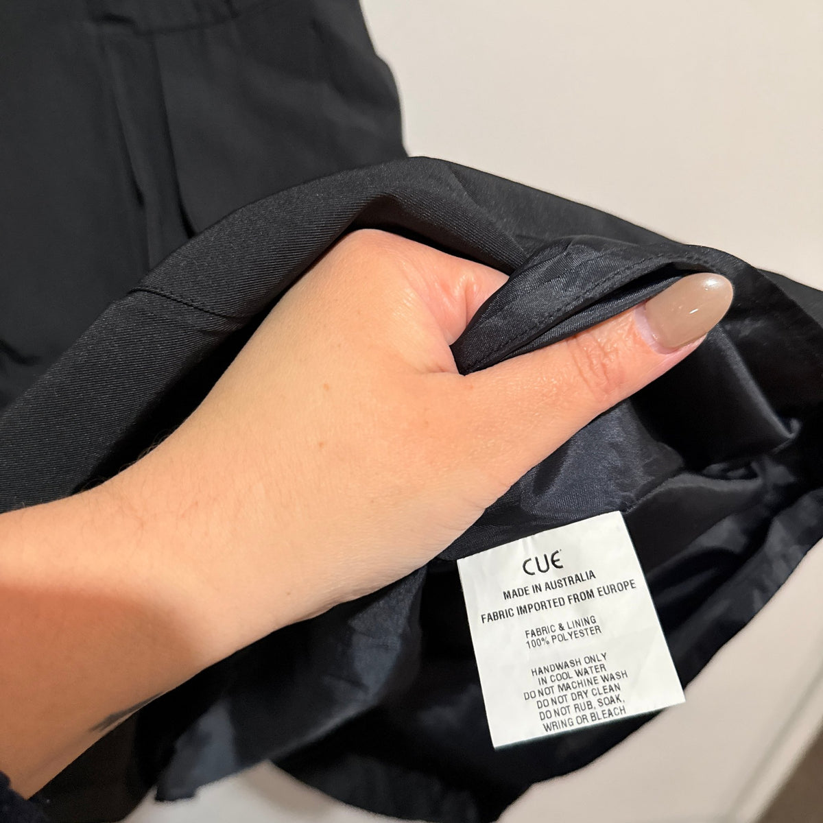CUE Black Sleeveless Pleated Fit and Flare Dress Size 10