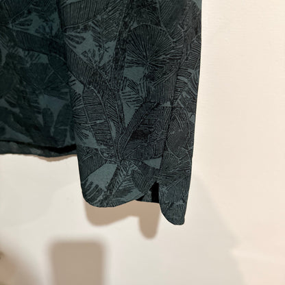 Whistle Petite Dark Green Palm Print Short Sleeve Top Size 10
