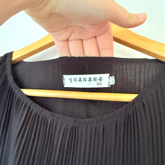 Black Pleated Chiffon Top with Sheer Ruffle Sleeves | U/Arm to U/Arm 48cm