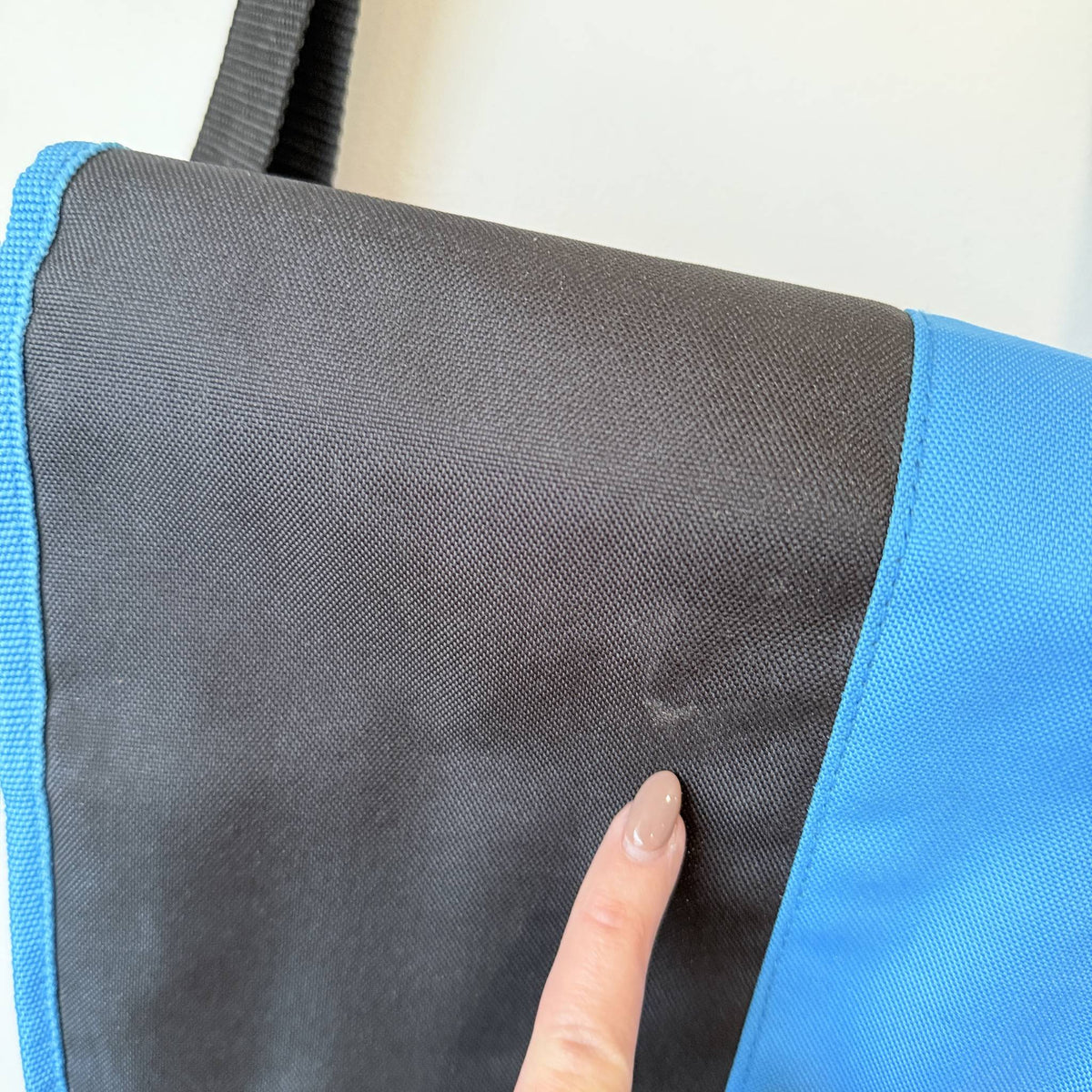 Tupperware Shoulder Bag Black & Blue