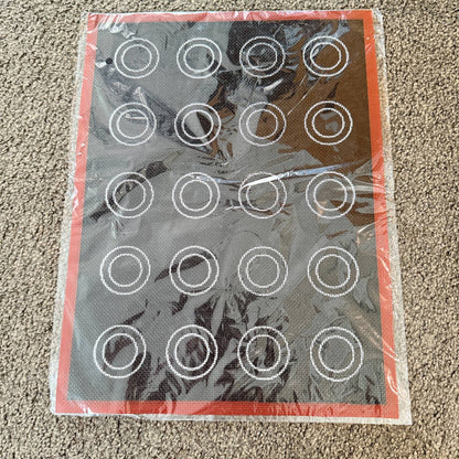 Silicone Baking Mats – Set of 2 – Macaron & Eclair Templates