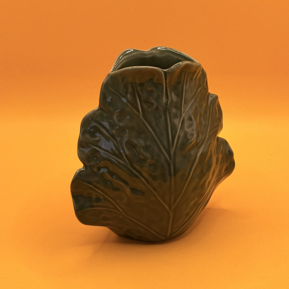 CC Interiors Handmade Leaf Vase Green 13cm
