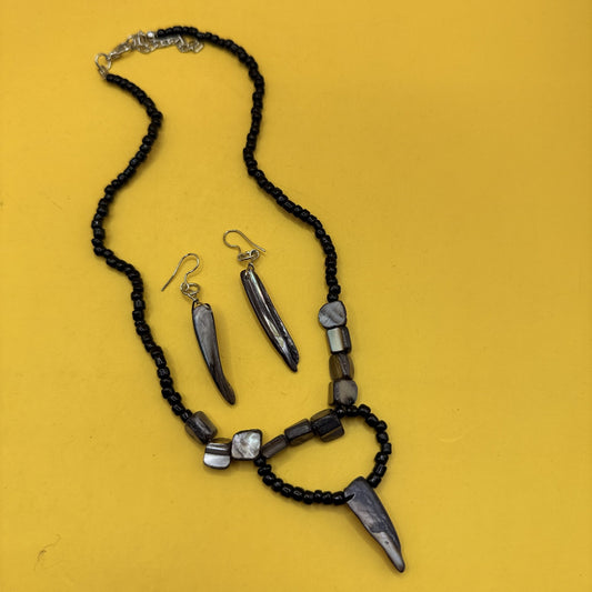 Necklace & Earrings Jewellery Set