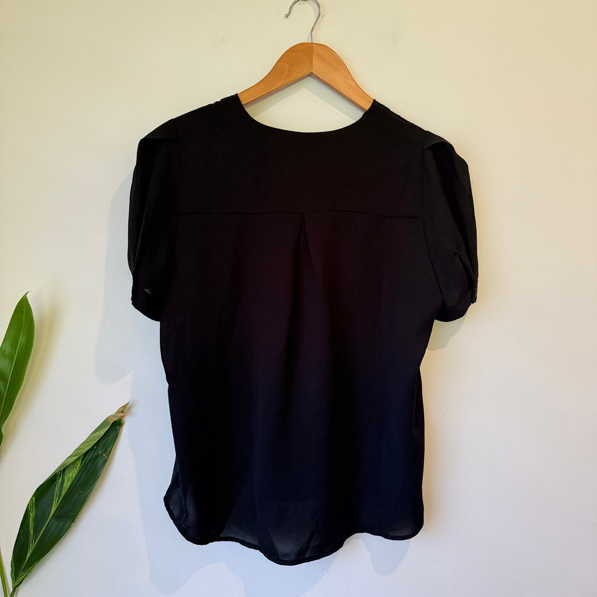 Black Button Front Short Sleeve Blouse | U/Arm to U/Arm 49cm