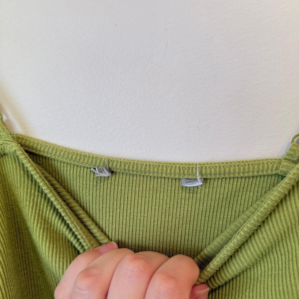 Brand Unknown Ribbed Cami Top Size U/Arm to U/Arm 33cm